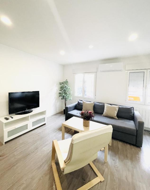 Apartamentos dos Habs Madrid Urgel R3 Images