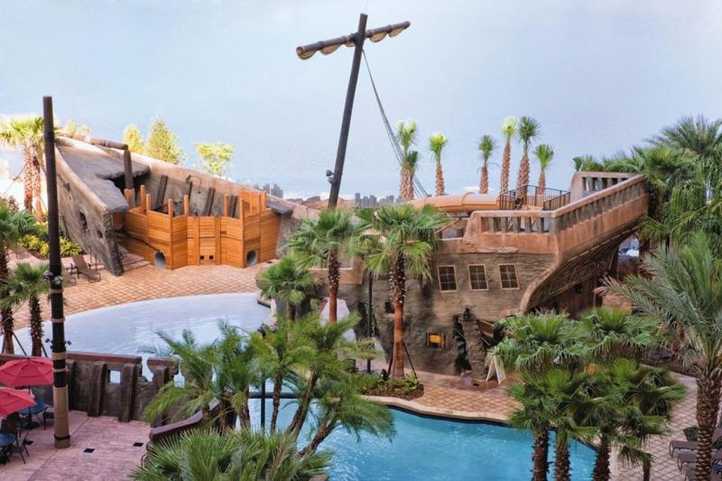 Beautiful Hotel in Desert Blue 1BD Deluxe near The Strip - image 3