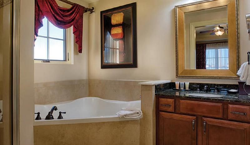 Beautiful Hotel in La Cascada - 2BD - image 29