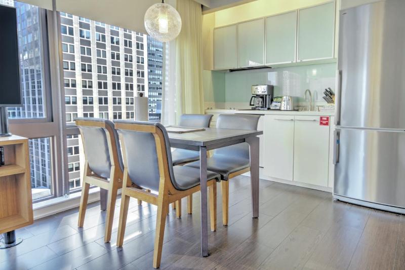 Beautiful Resort in Midtown 45 - Deluxe 1BD - image 16