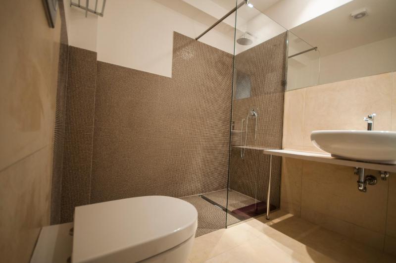 Double Room - Disability Access image 4