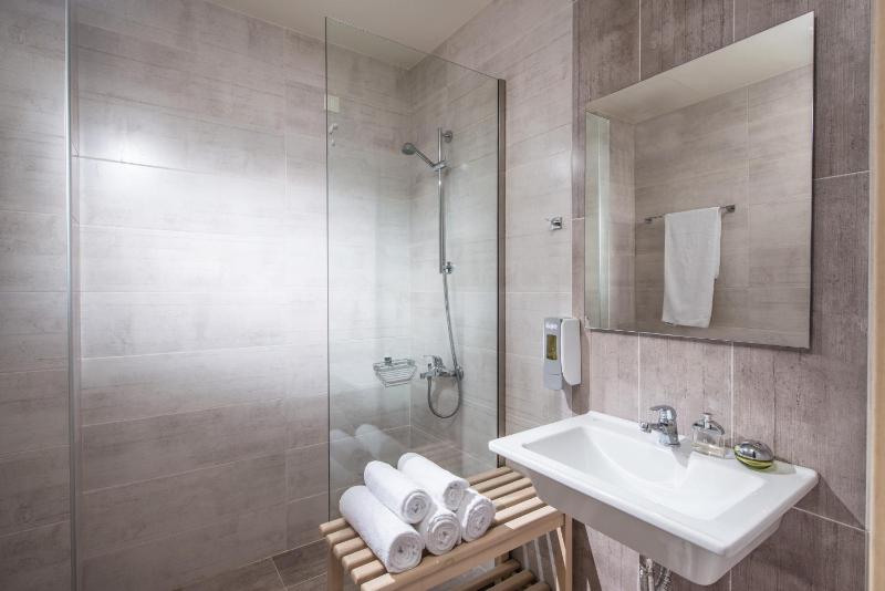 Superior Double or Twin Room image 4