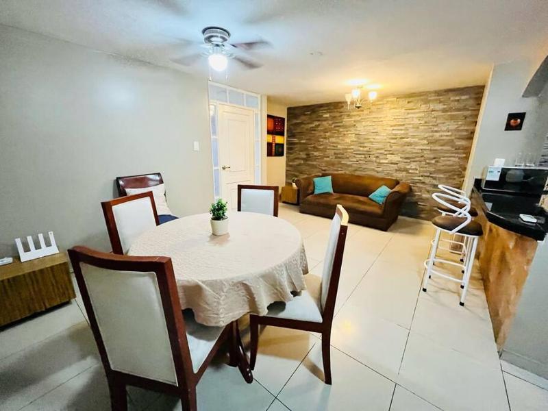 Gran Suite Junto Al San Marino Mall - image 15