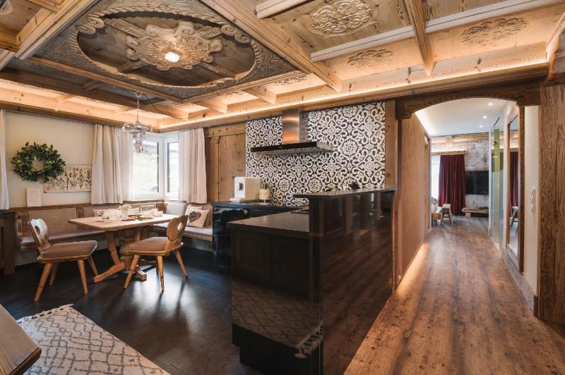 Superior Apartment image 3