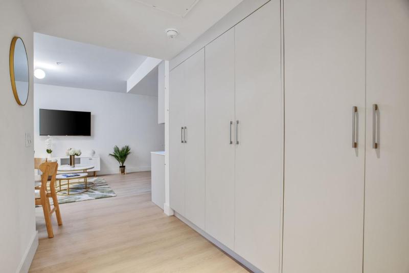 Vonder Miami Beach - Unit 1 - image 22