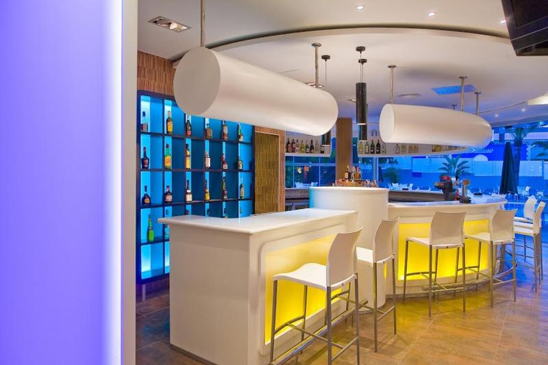 Hotel RH Royal - Adults Only - image 3