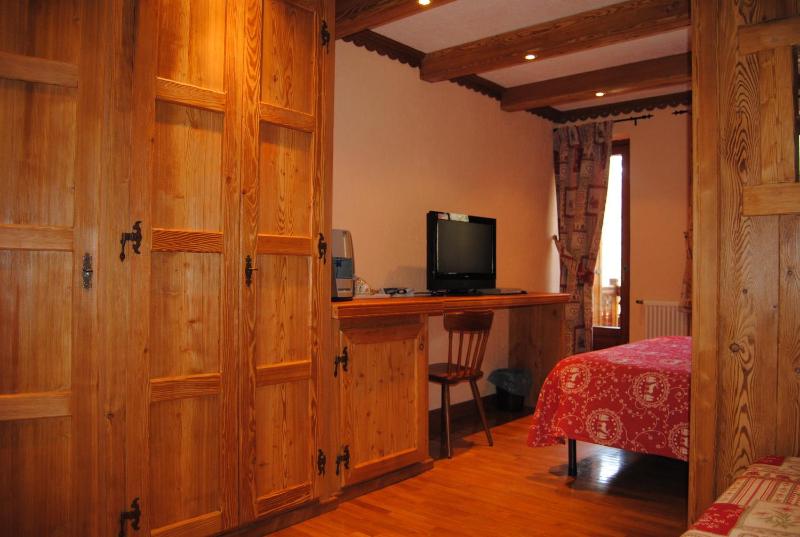 Superior Double Room image 3