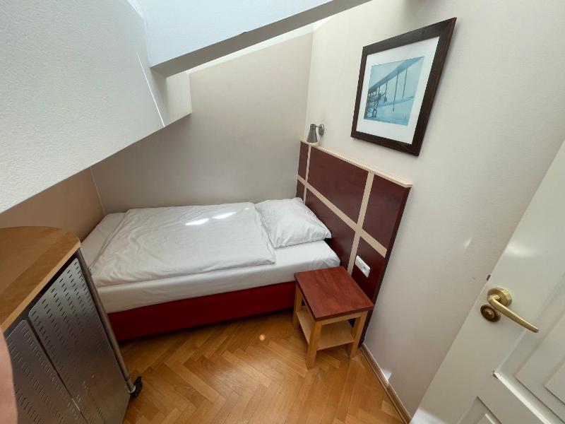 Ea Hotel Julis - image 7