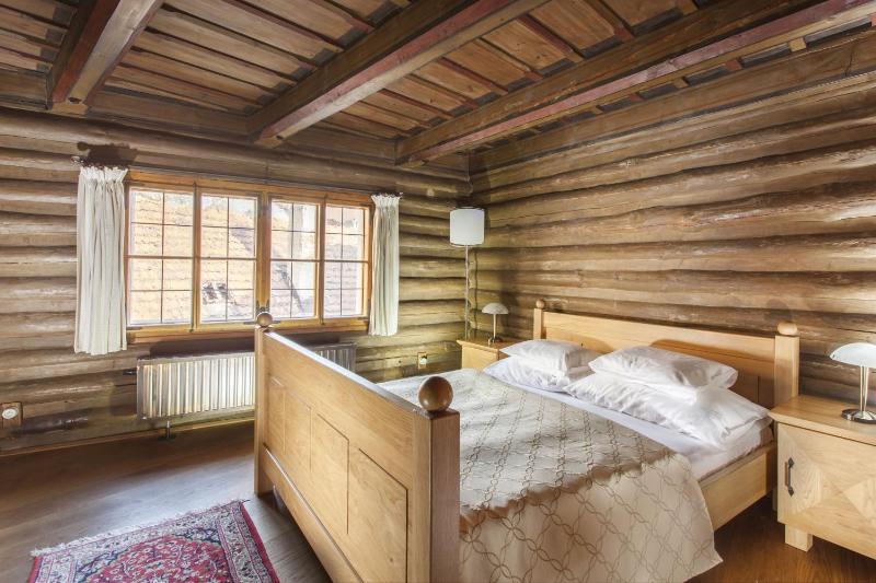 One-Bedroom Suite image 2