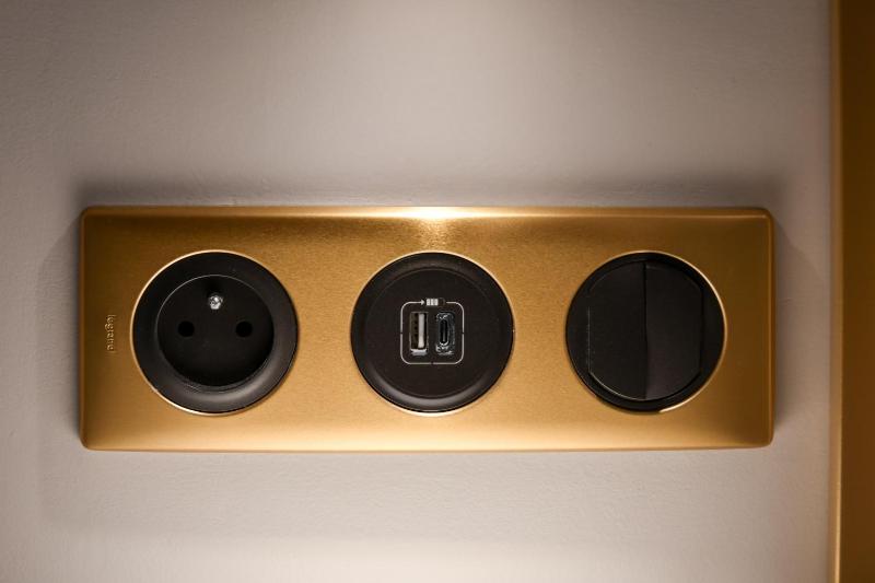 Superior Twin Room image 1