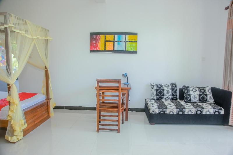 A One Calm Palace - image 9