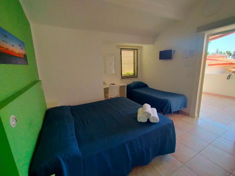 Triple Room image 3