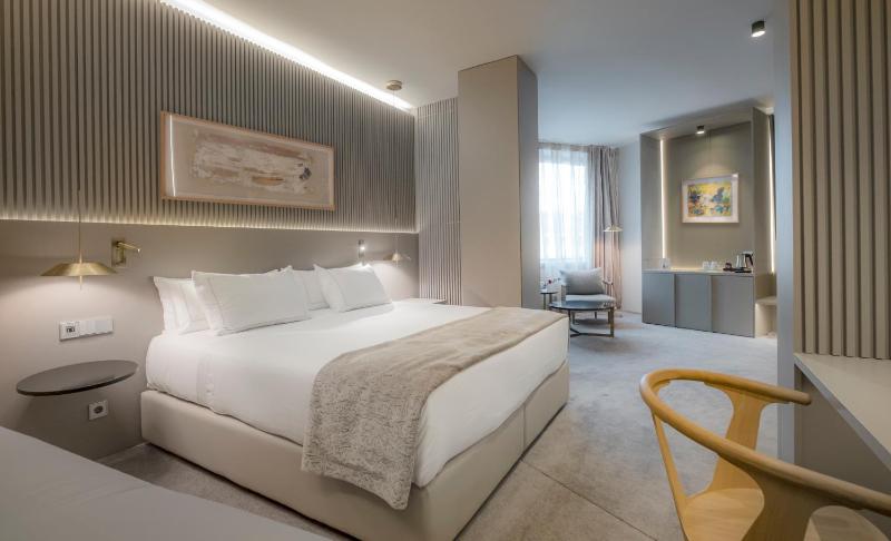 Junior Suite image 1