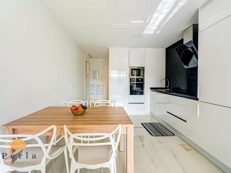 Beautiful 2 bedroom apartment in Orihuela Costa - image 15