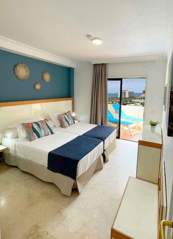 Apartamentos Bahia Playa - image 30