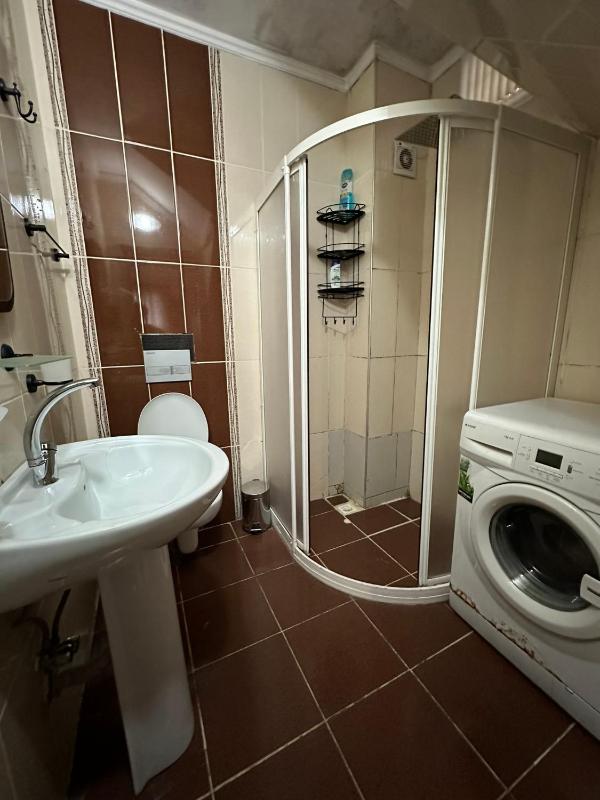 Two-Bedroom Deluxe Apartment image 3