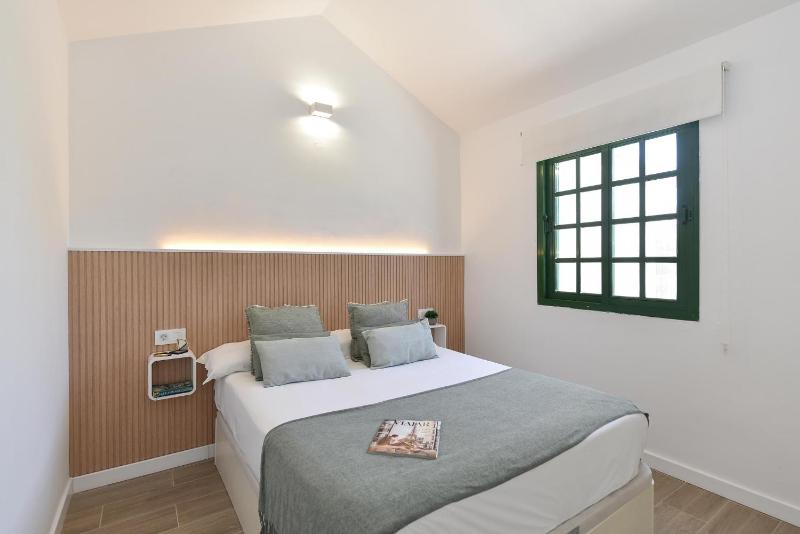 Cozy Bungalow Playa Flor Maspalomas by VillaGranCanaria - image 7
