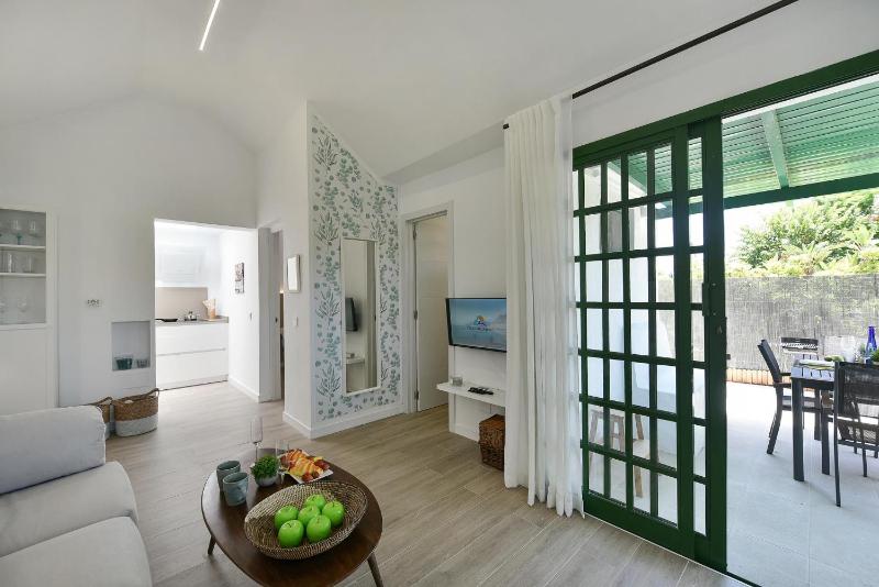 Cozy Bungalow Playa Flor Maspalomas by VillaGranCanaria - image 14