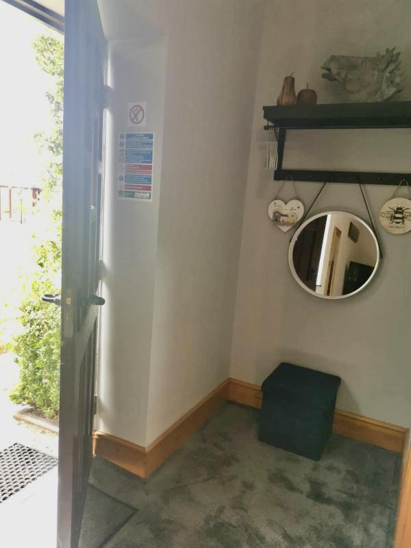 Double Room with Private Bathroom image 1