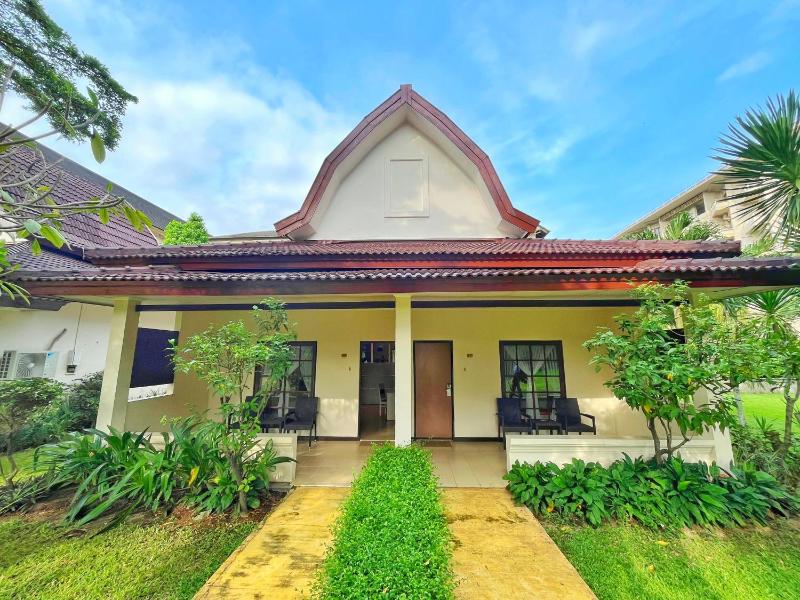 Lombok Garden Hotel - image 41