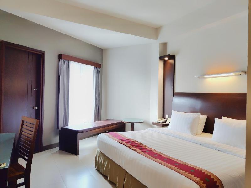 Lombok Garden Hotel - image 30