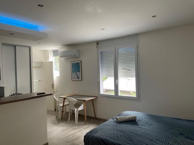 Ocean House - image 10