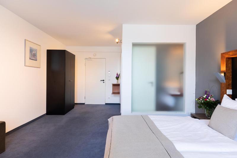 Comfort Double Room image 3