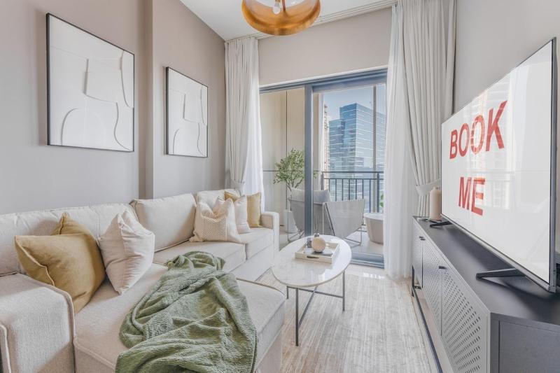 Sleeps 4 with city skyline view Images
