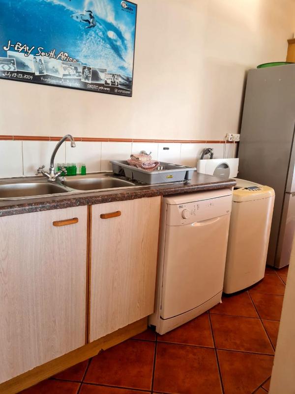 Point Village Accommodation - Laurie's House - image 7