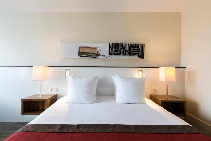 Standard Room image 3