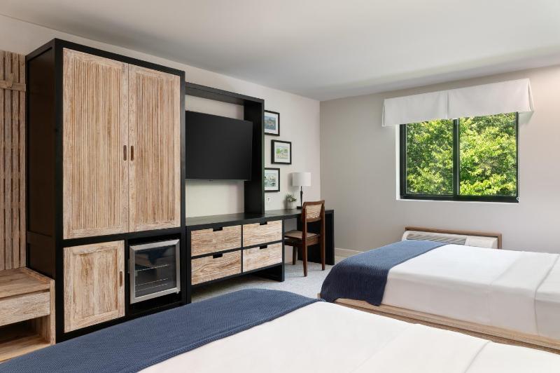 Double Room image 4