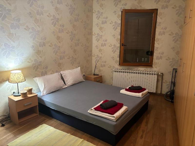 Apartman Lumi - Stari Grad - image 12