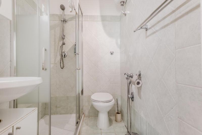 Triple Room image 3