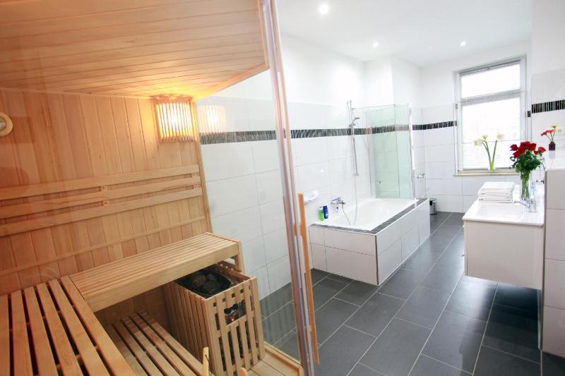 95m² Apartment with Sauna image 2