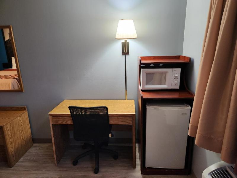 Double Room with Private Bathroom image 2