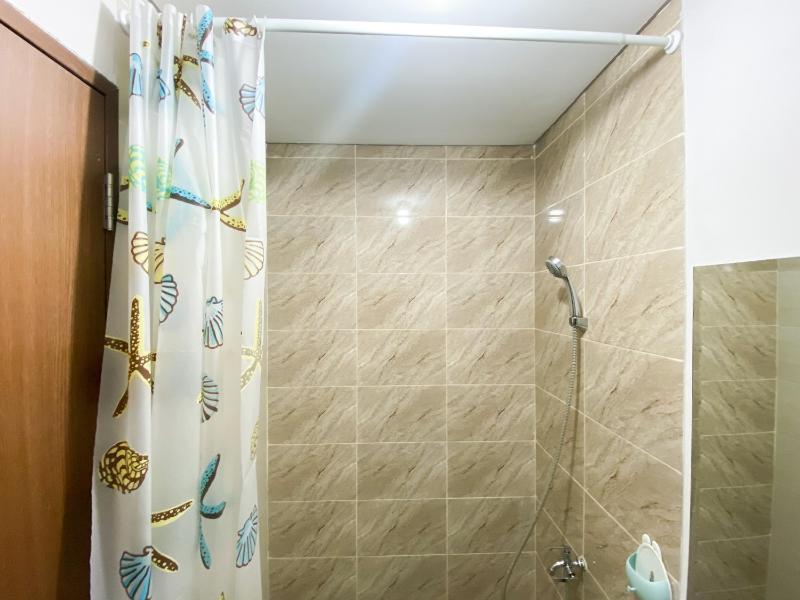 Warm Studio Transpark Juanda Bekasi By Travelio - image 13