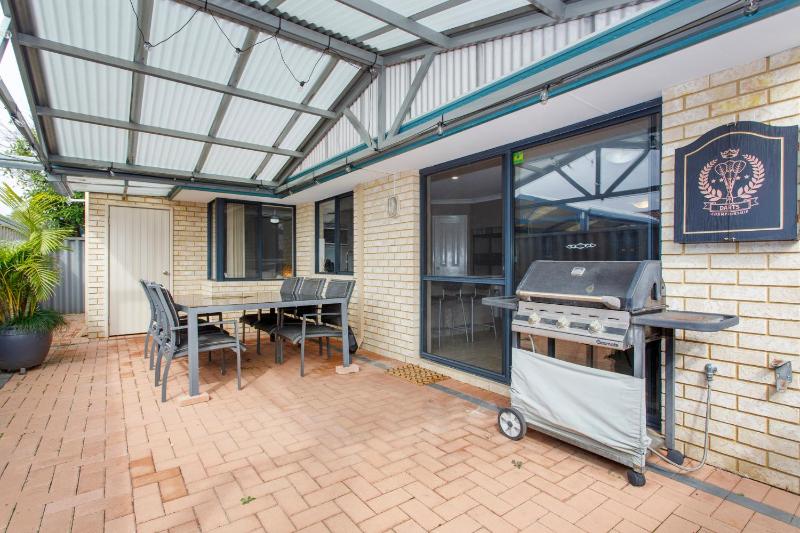 Civic Gardens Villa - image 7