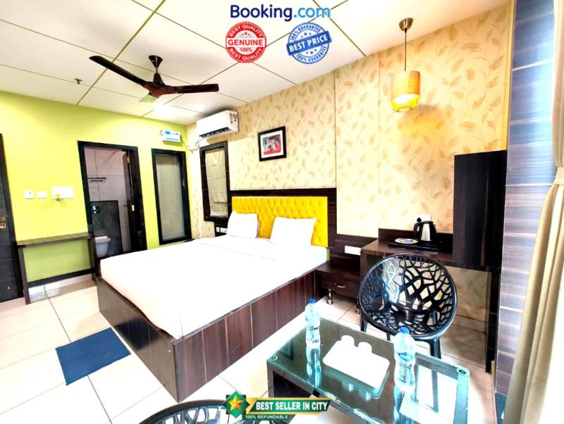 Hotel Royal Crown Puri - A Royal Stay - Fully Air Conditioned with Great Location - Best Seller Images