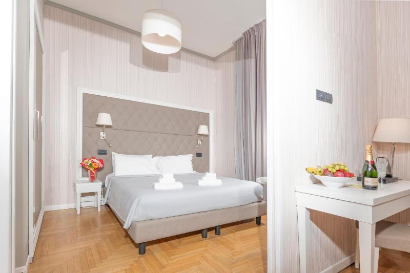 Quadruple Room image 3