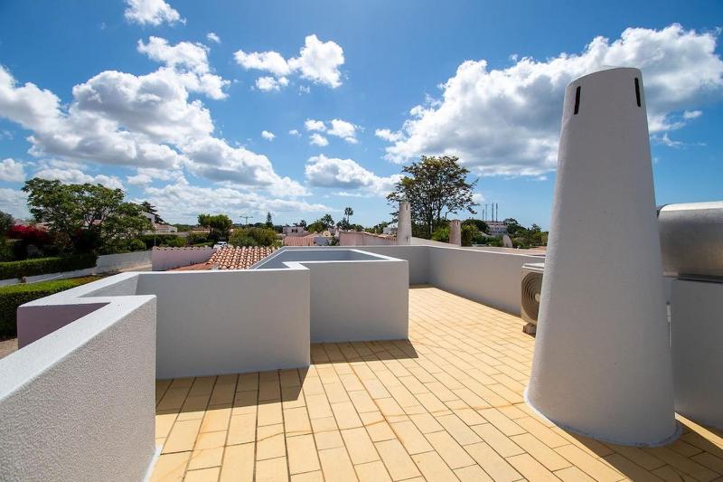 Casa Ana Superbly Renovated with Heated Private - image 12