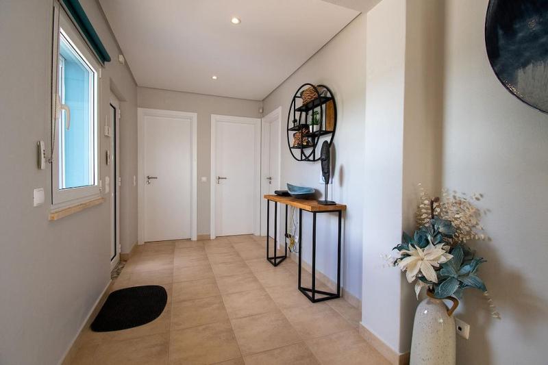 Casa Ana Superbly Renovated with Heated Private - image 28