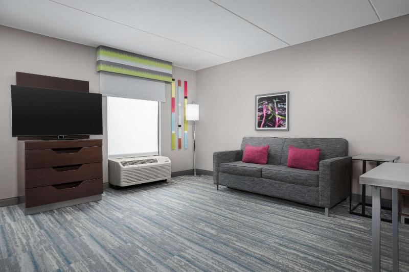 Studio Suite with Two Queen Beds and Sofa Bed - Non-Smoking image 4
