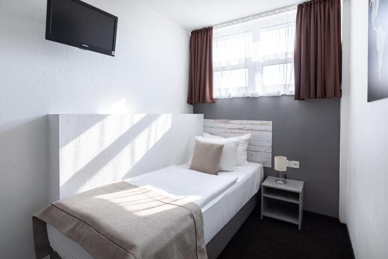 Economy Single Room image 1