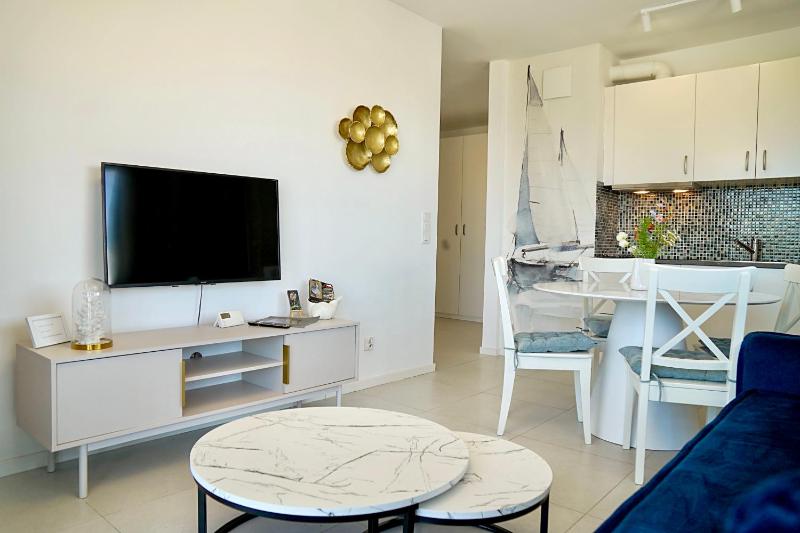 Promenada Gwiazd 14 by Baltic Home - image 13