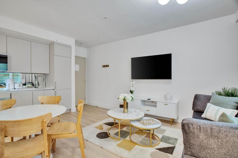 Vonder Miami Beach - Unit 2 - image 9