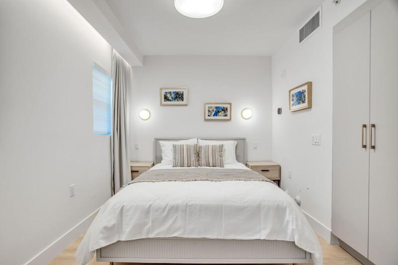 Vonder Miami Beach - Unit 2 - image 15