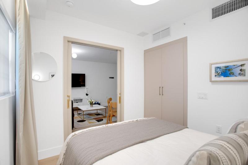 Vonder Miami Beach - Unit 9 - image 9