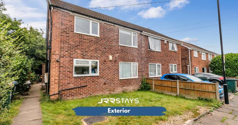 JRR STAYS 2Bed Sleeps 4 - Coventry CV2 - image 27