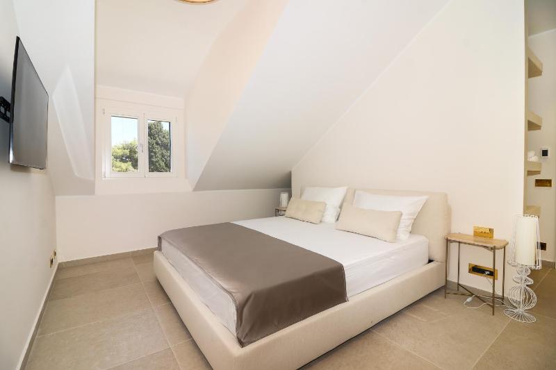 Vila Fenč - image 2