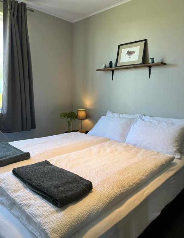 Double or Twin Room with Shared Bathroom image 3